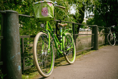 Bicycle learning against gate